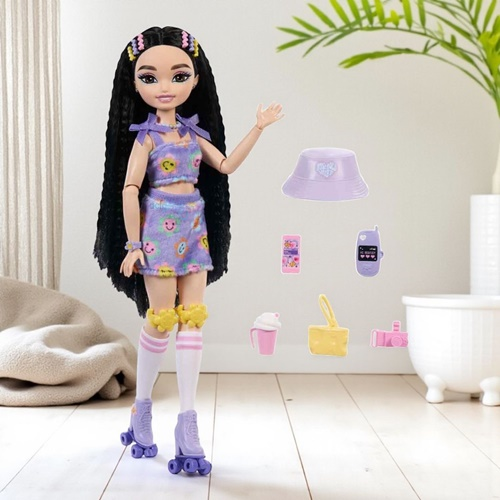Barbie Dream Besties Paten Partisi Renee Bebek Ve Aksesuarlar