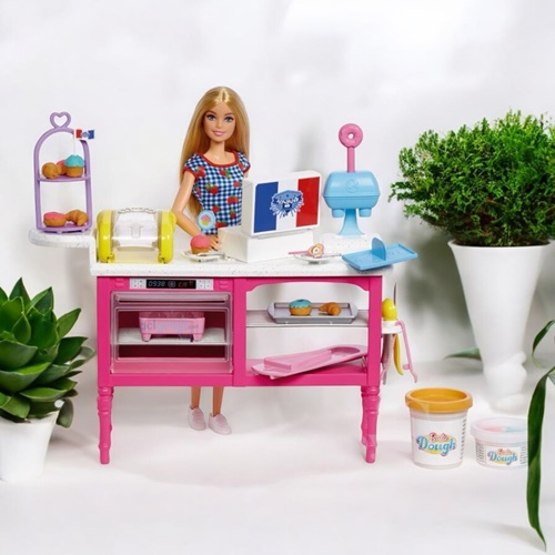 Barbie'nin Eğlenceli Kafesi Oyun Seti