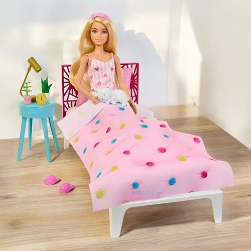 Barbie'nin Yatak Odası Oyun Seti