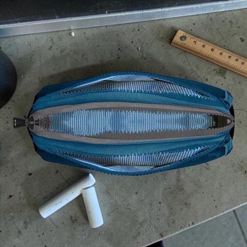 Coral High Gri Renk Geçişli Kalem Kutusu 3 Bölmeli