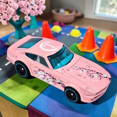 Datsun 240z Hot Wheels Tekli Araba