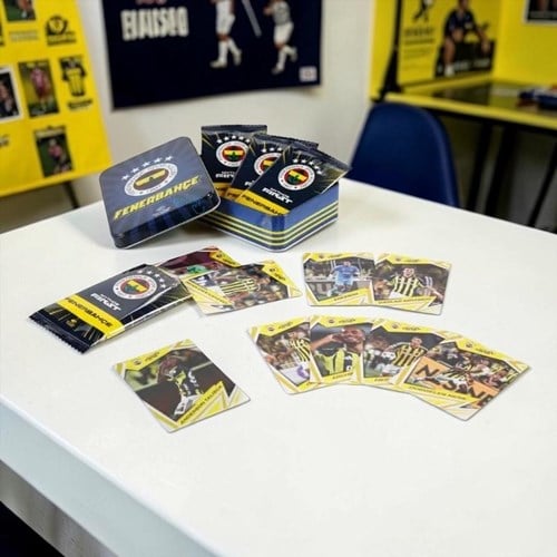 Fenerbahçe Futbolcu Kartları 2025-26 Mythos First - Metal Kutu