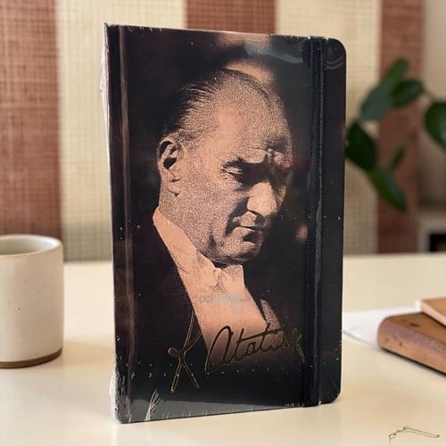 Gıpta Atatürk 2027 Günlük Ajanda Defter 13x21 Cm