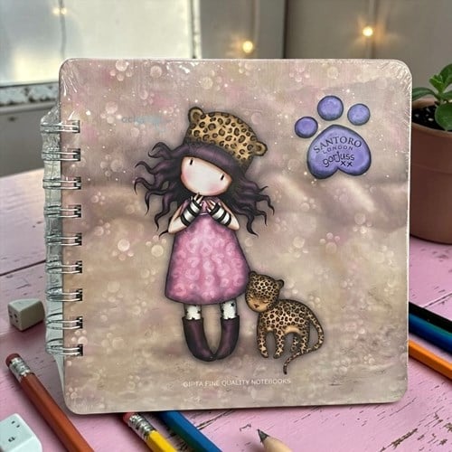 Gıpta Santoro Gorjuss Sert Kapak Defter 80 Yp Çizgili 16x16 Cm