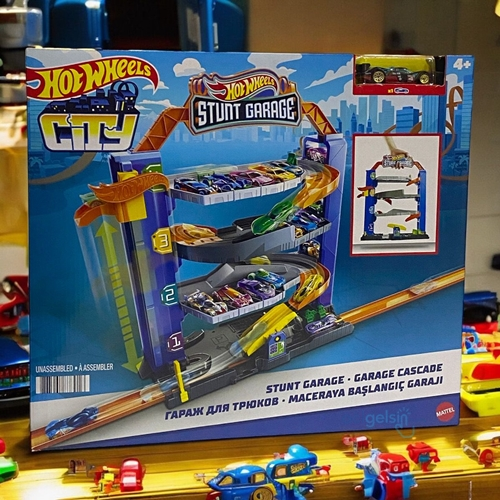 Hot Wheels Maceraya Başlangıç Garajı
