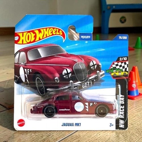 Jaguar Mk1 Hot Wheels Tekli Araba