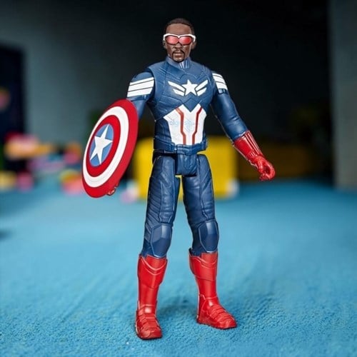 Marvel Studios Titan Hero Serisi Captain America Aksiyon Figürü 30 Cm
