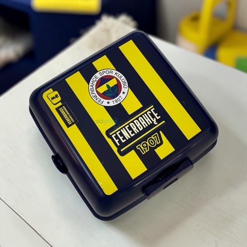 Me Fenerbahçe 4 Bölmeli Plastik Beslenme Kabı
