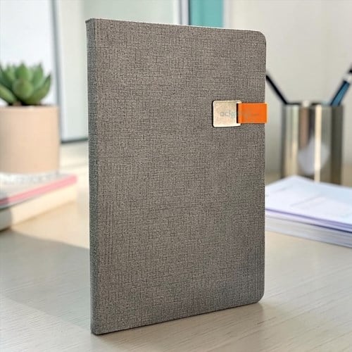 Tokaç 80 Yp Boyalı Mıknatıslı Thermo Deri Kapak Defter 13x21