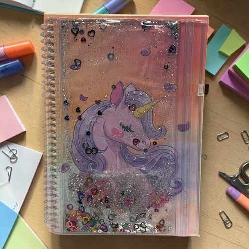 Vuki Simli Sulu Ve Çantalı Kapaklı A5 Defter Unicorn