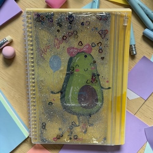 Vuki Simli Sulu Ve Çantalı Kapaklı A5 Defter Avakado