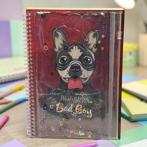 Vuki Simli Sulu Ve Çantalı Kapaklı A5 Defter Köpek