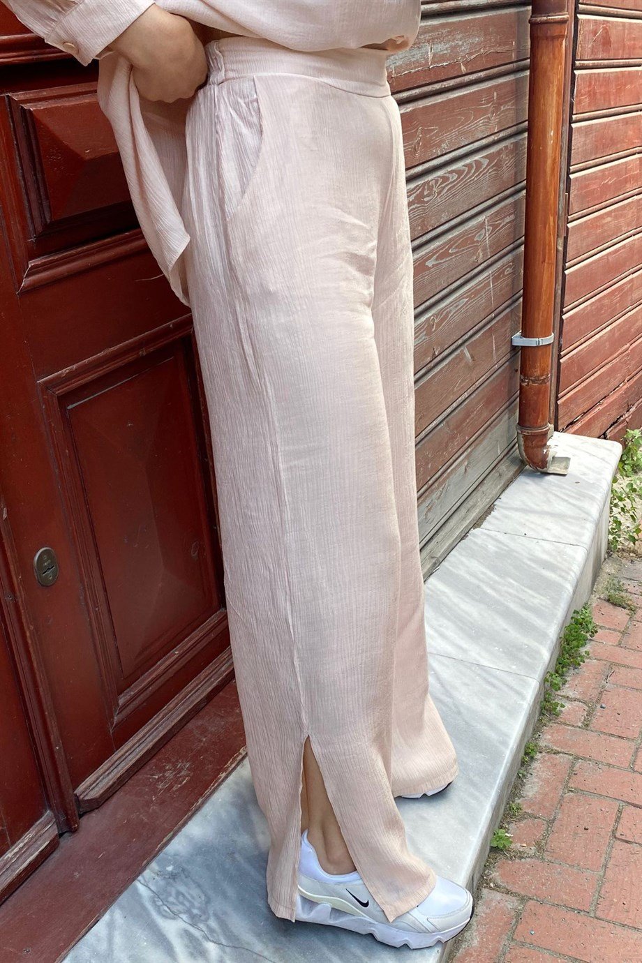 Koyu Taş Bürümcük Kumaş Kemerli Oversize Takım