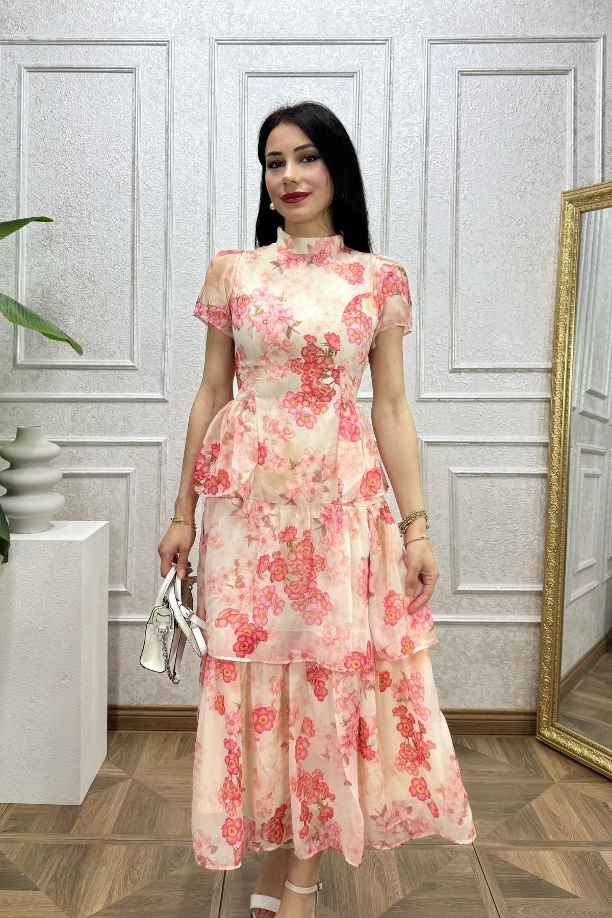 Pembe Soft Çiçekli Arkası Bağlamalı Eteği Volanlı Elbise