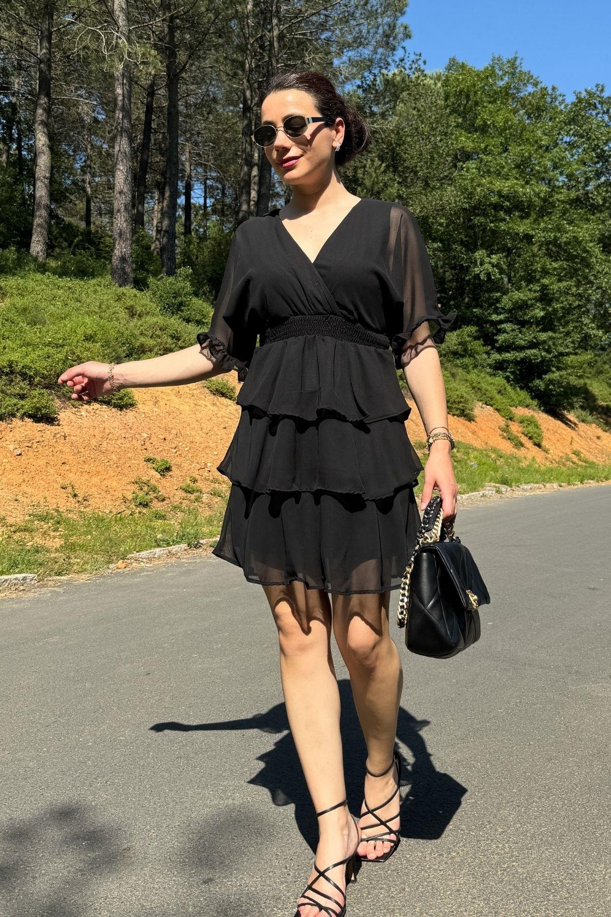 Siyah Kat Kat Etek Beli Gipeli Şifon Elbise