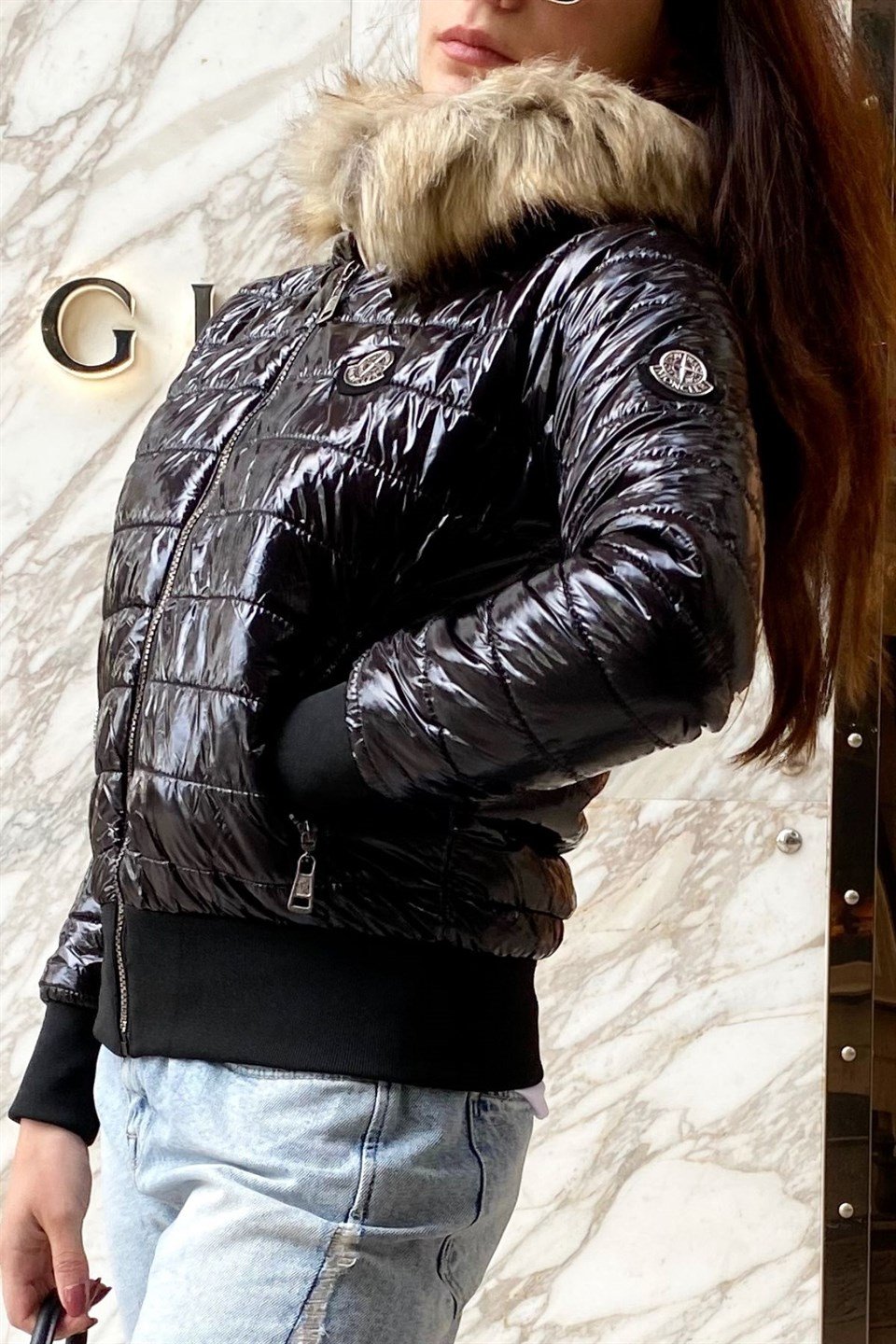 Siyah Moncler Kürklü Parlak Şişme Mont