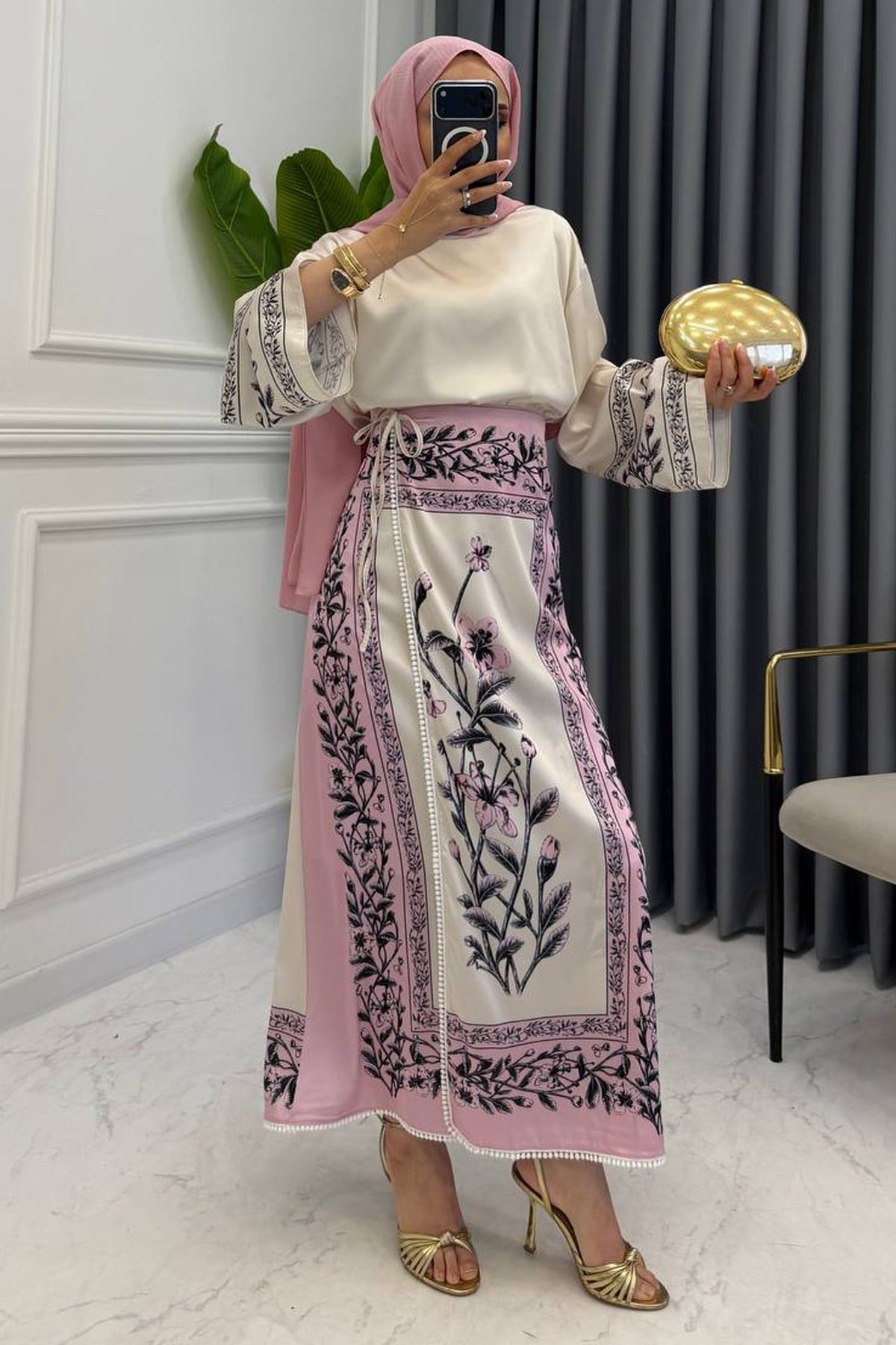 DESENLİ SATEN ETEKLİ TAKIM TOZ PEMBE