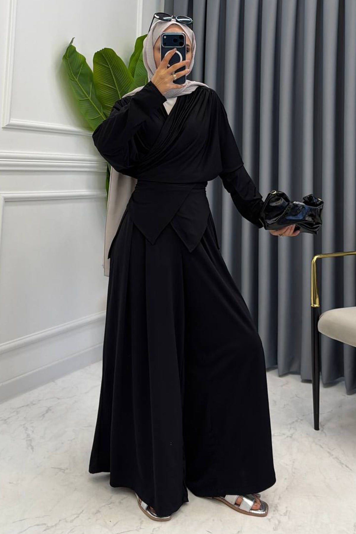 ULYANA SANDY TAKIM SİYAH