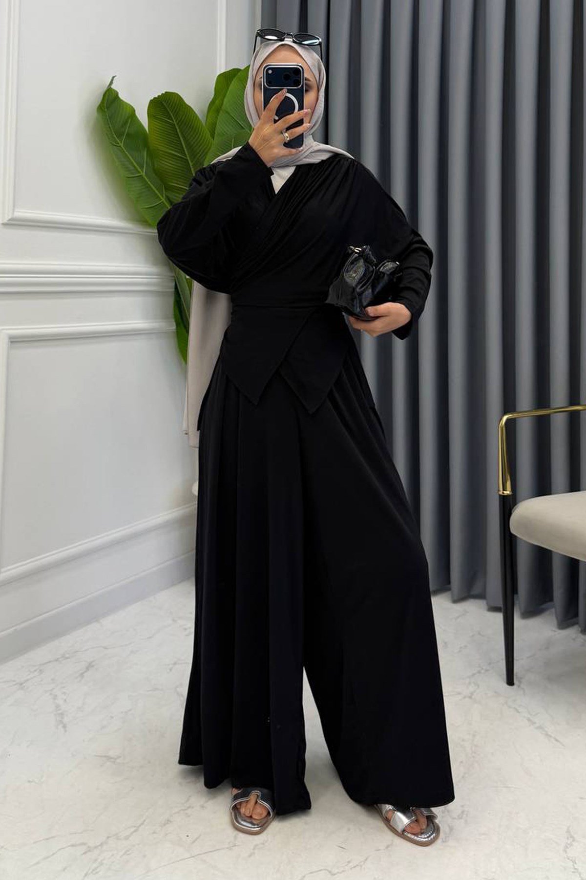 ULYANA SANDY TAKIM SİYAH