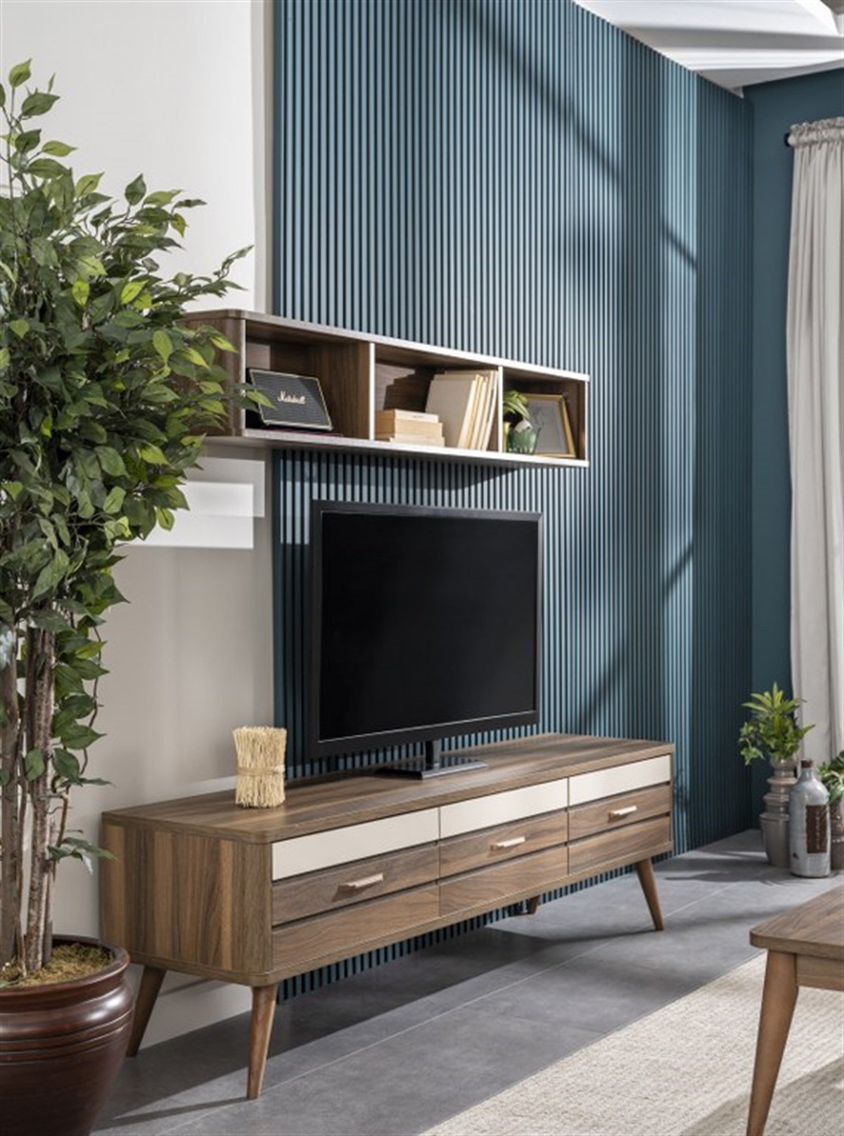 Hithit Duvar TV ÜnitesiTv ÜnitesiHithit Duvar TV Ünitesi