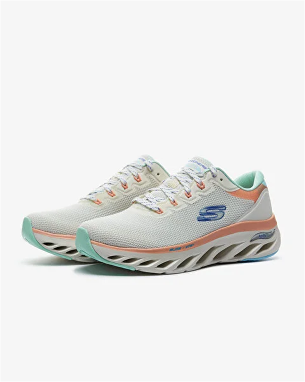 Arch Fit Glide-Step-Highlight