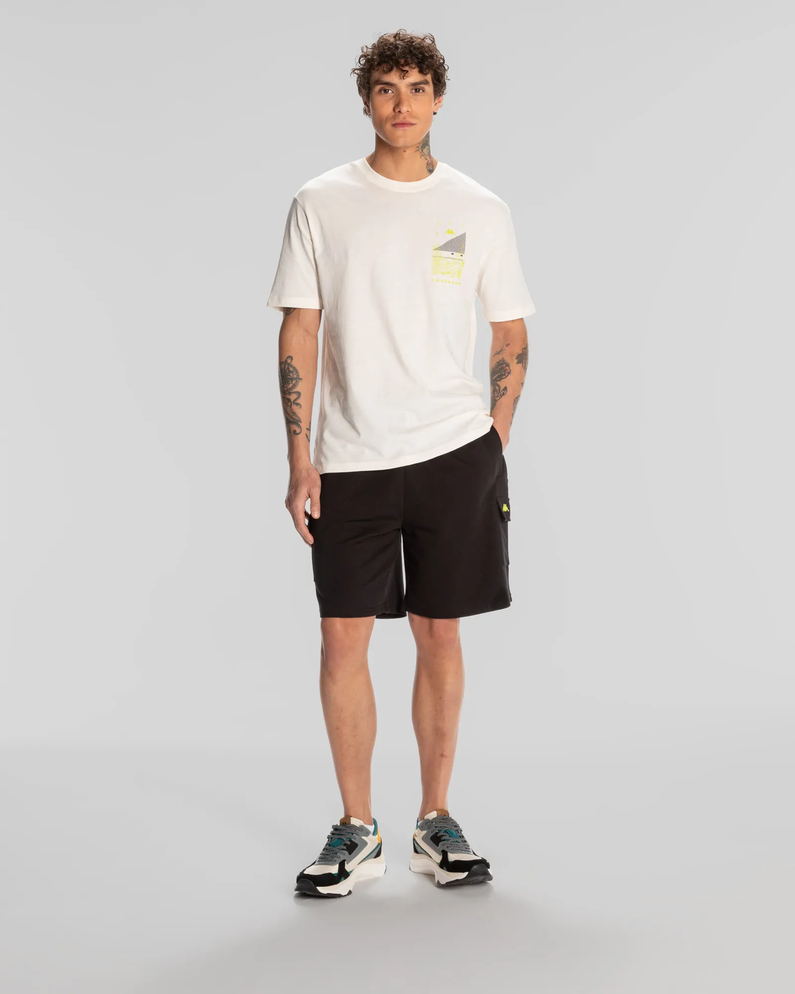 Authentic Spacetime Erkek T-shirt