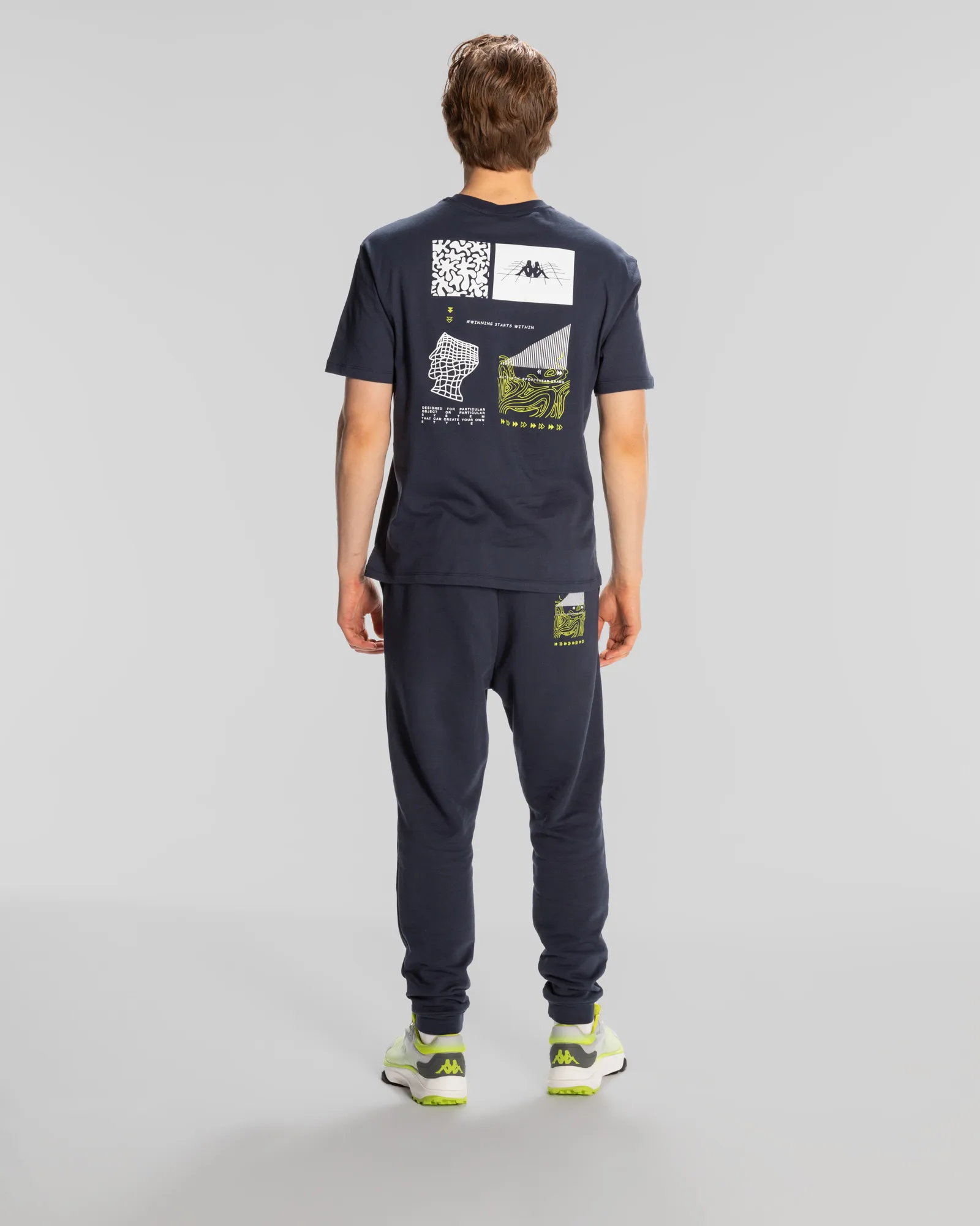 Authentic Spacetime Erkek T-shirt