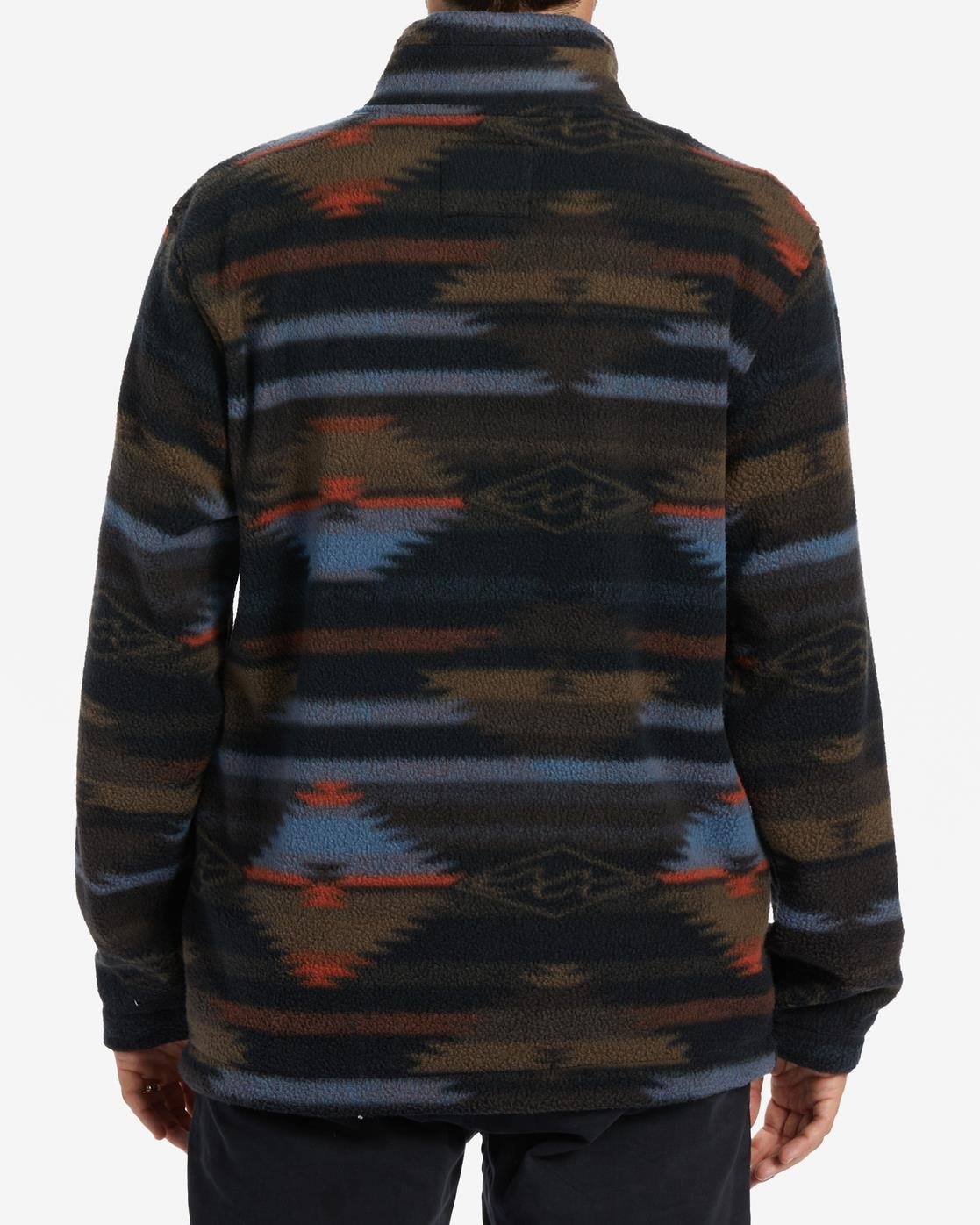 Boundary Mock Neck