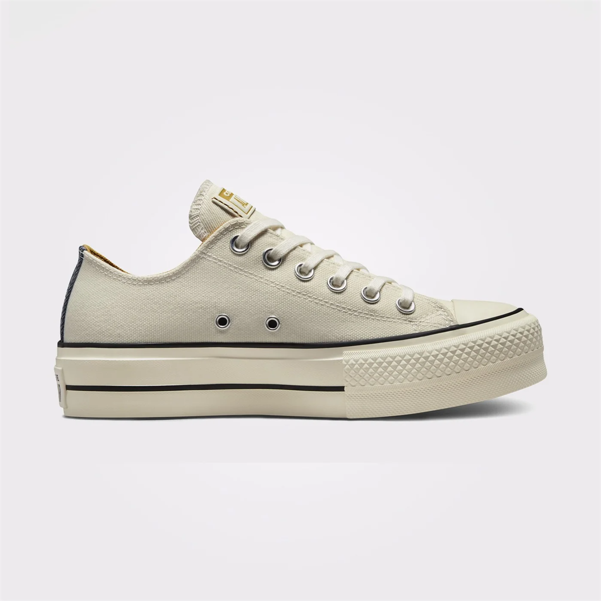 Chuck Taylor All Star Lift Platform Denim Fashion