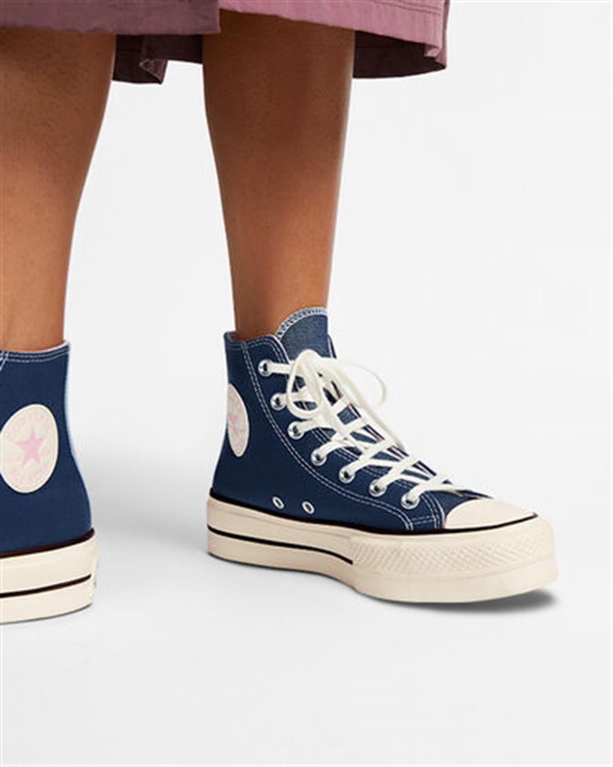 Chuck Taylor All Star Lift Platform Denim Fashion