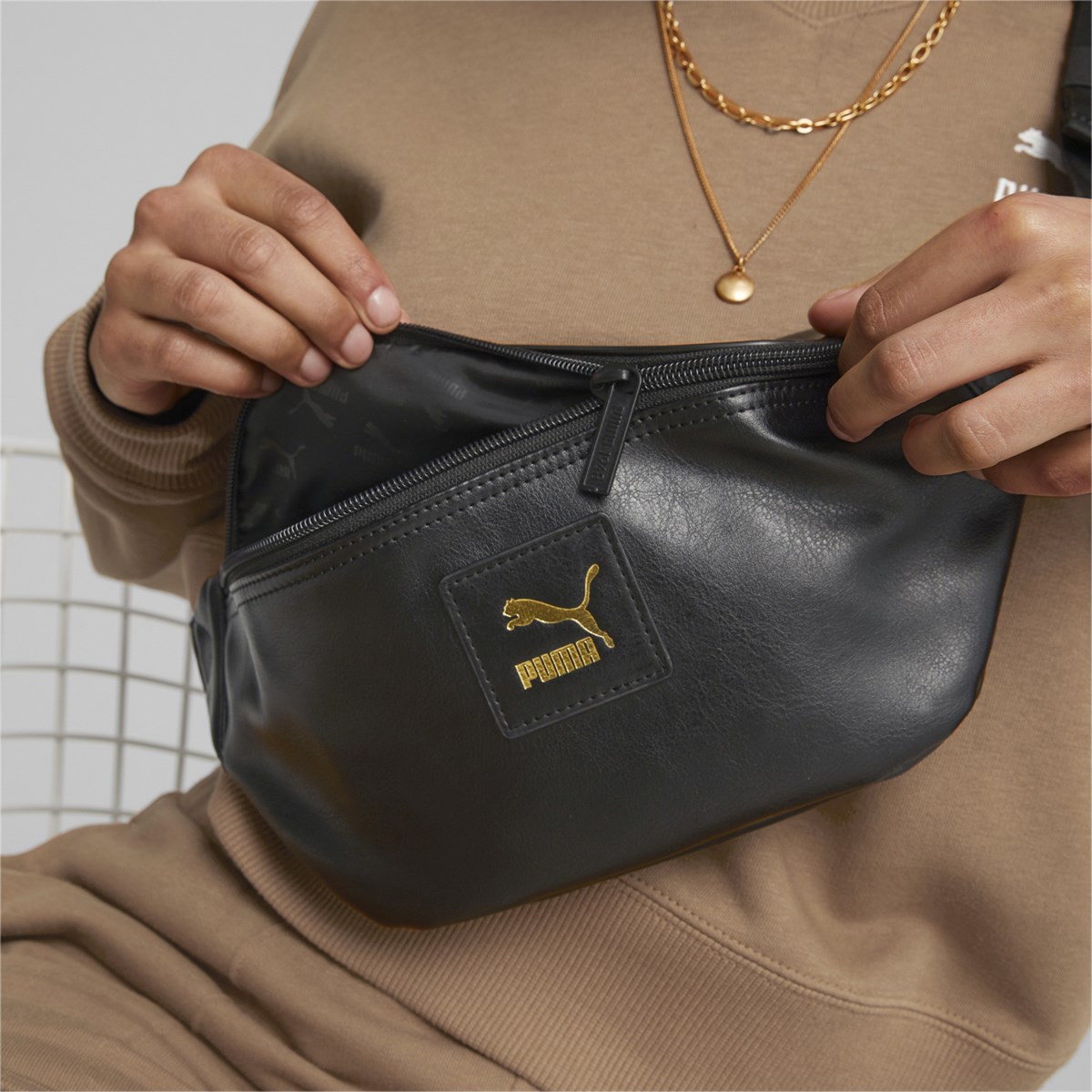 Classics Lv8 Pu Waist Bag