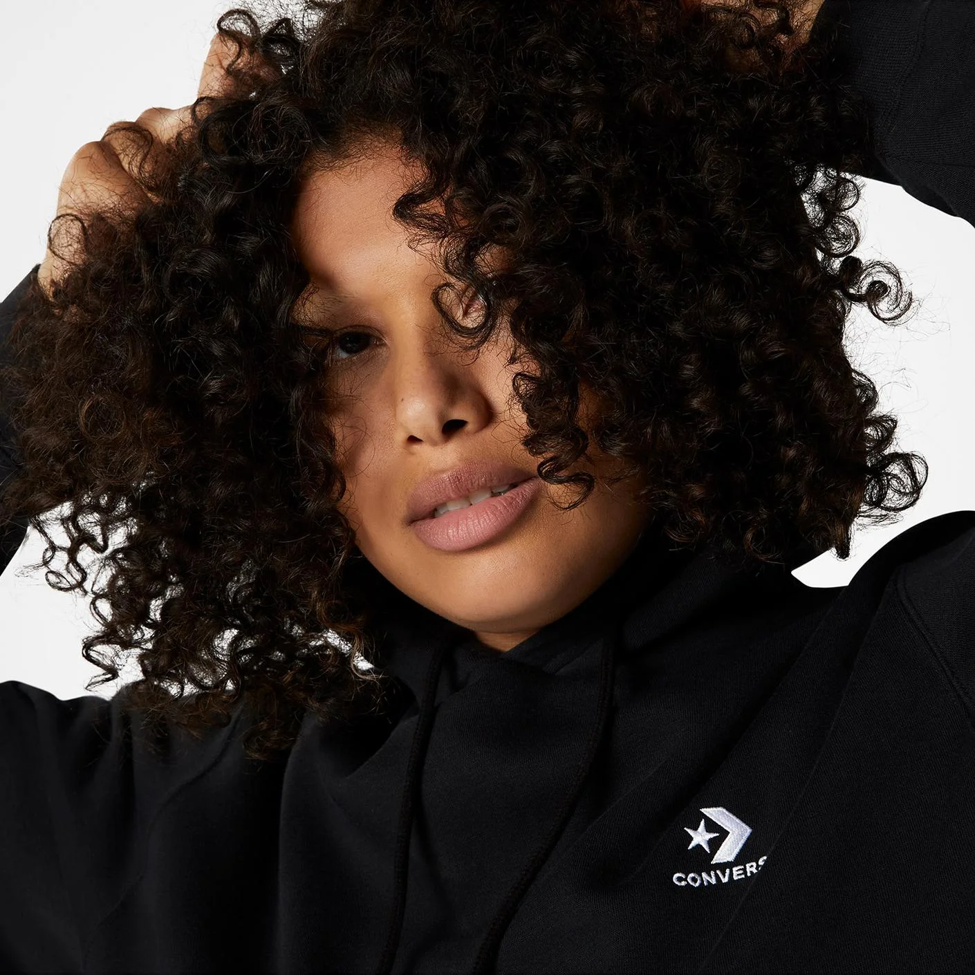 Converse Go-To Embroidered Star Chevron Standard Fit Fleece Hoodie Unisex Sweatshirts