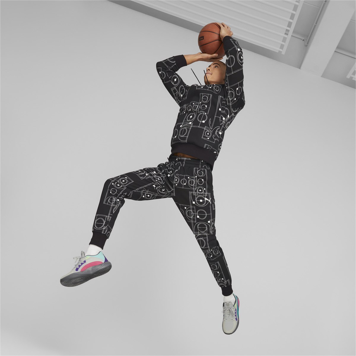 Courtside Booster Pant