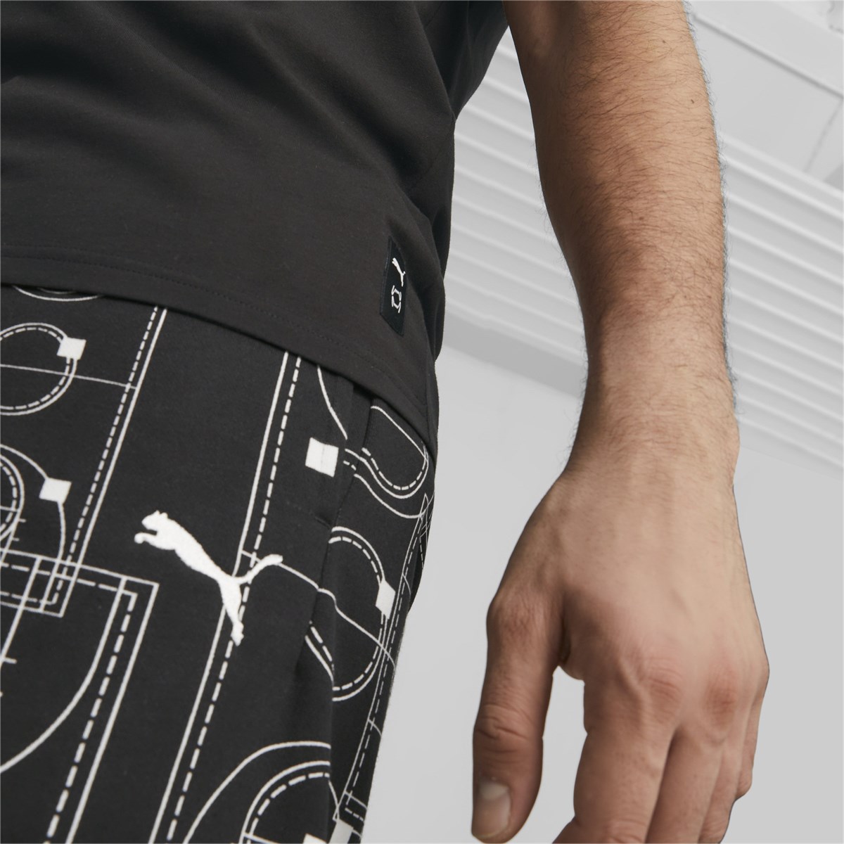 Courtside Booster Short