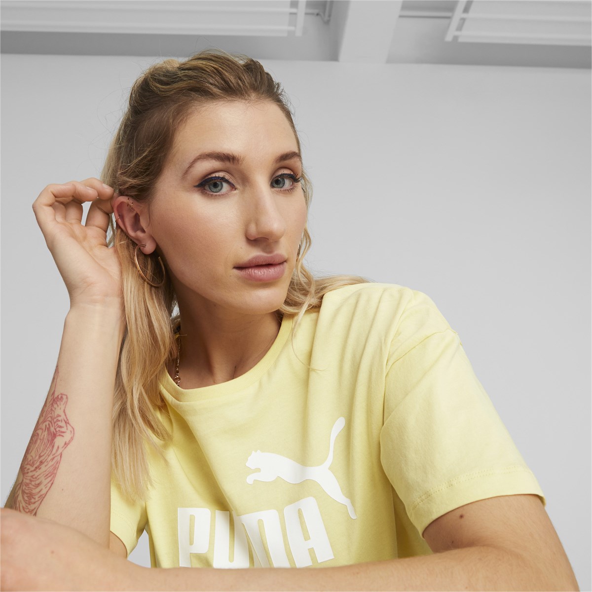 Ess Cropped Logo Tee
