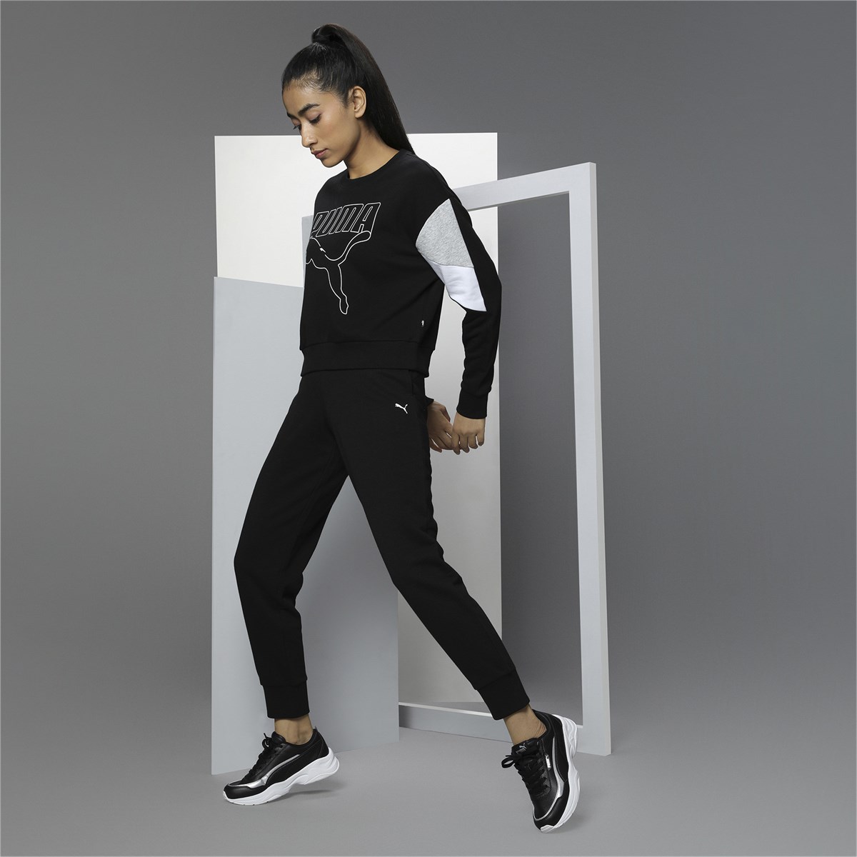 Ess Sweatpants Tr Cl