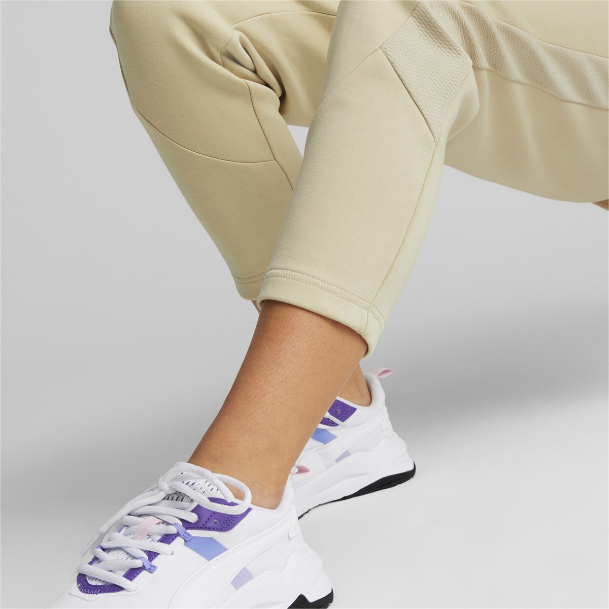 Evostripe High-Waist Pants