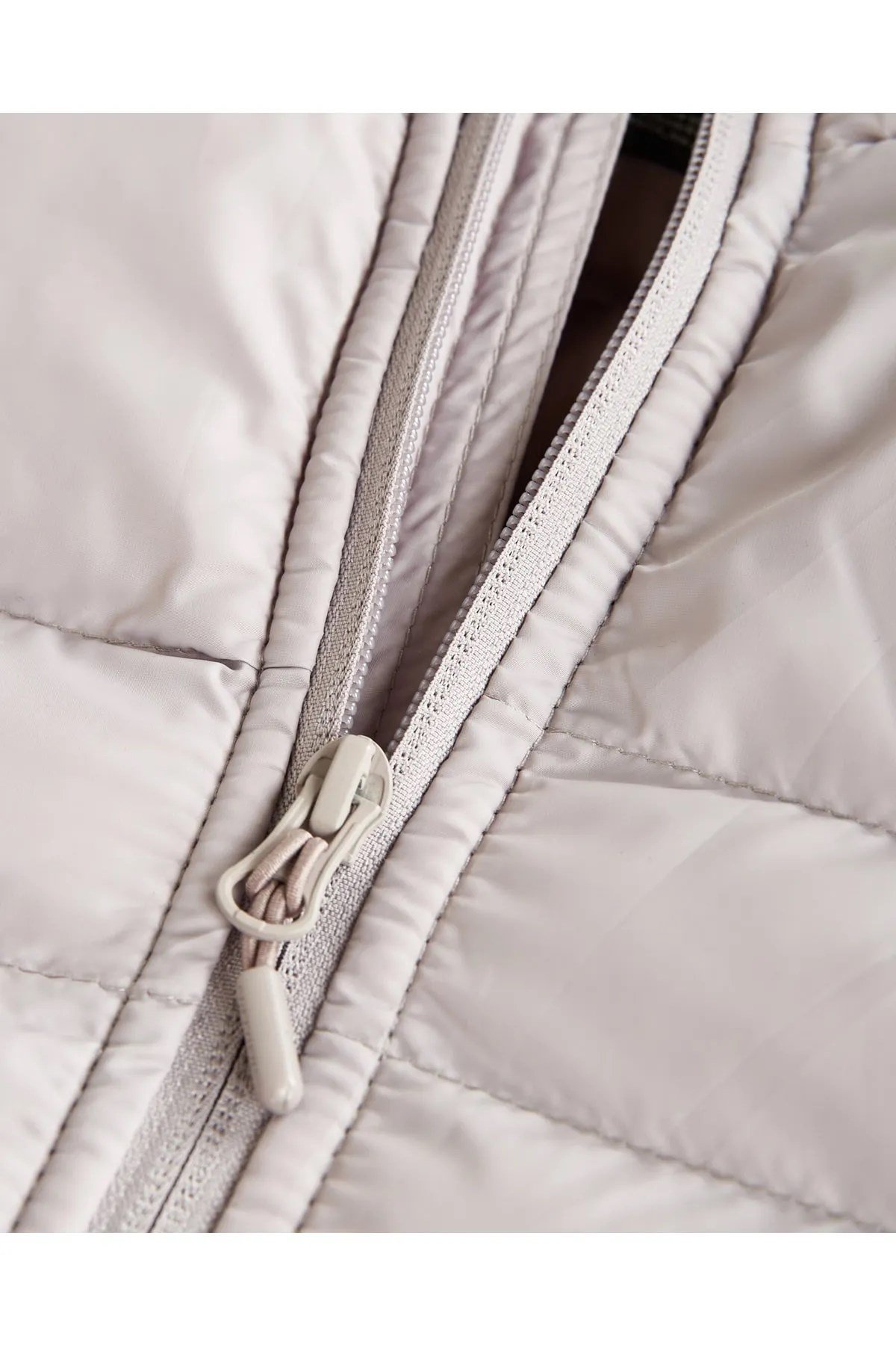 M Essential Turtle Neck Jacket