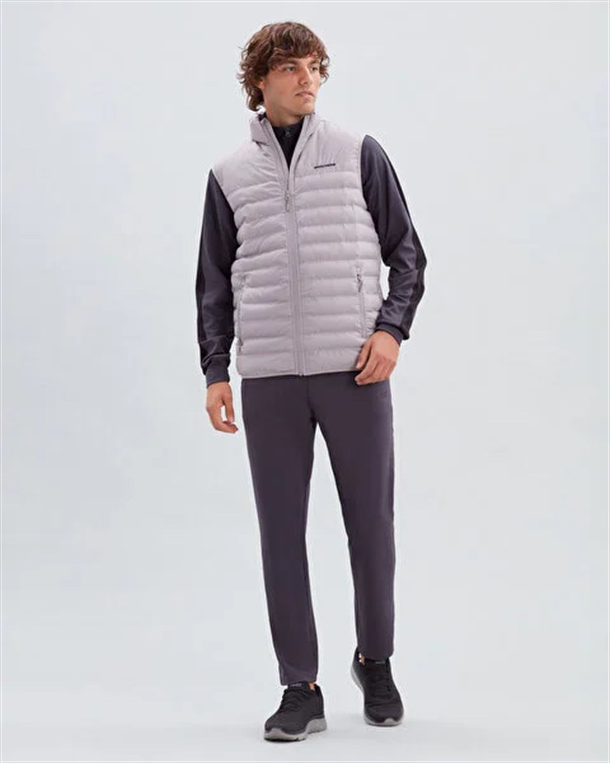 M Essential Vest