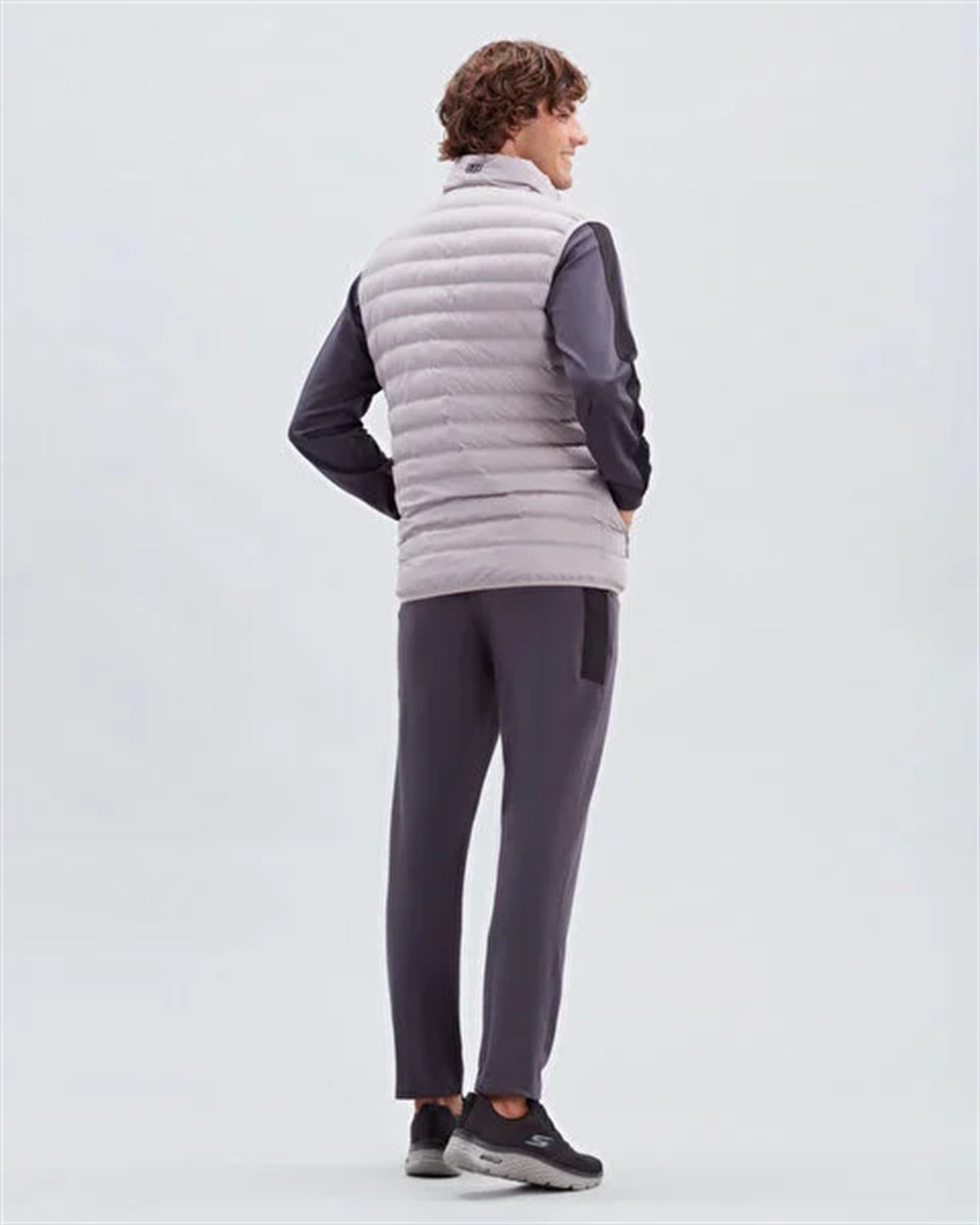 M Essential Vest