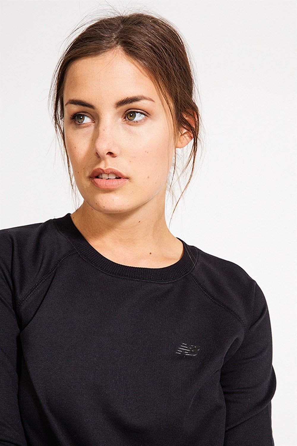 New Balance NB Womens Lifestyle Sweatshirt Kadın Siyah Günlük Sweatshirt - WTC3741-BK
