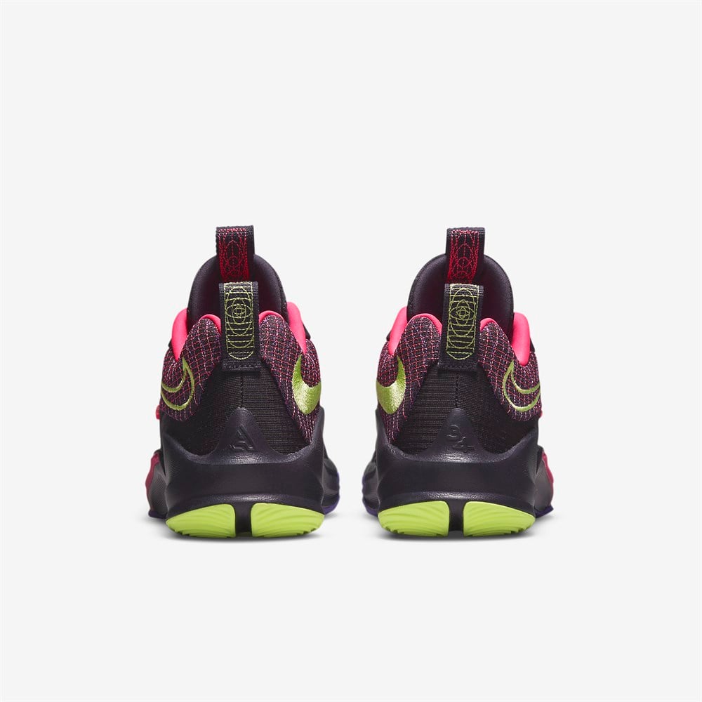Nike Freak 3 (Gs) Çocuk Mor Koşu Ayakkabı  - DB4158-500