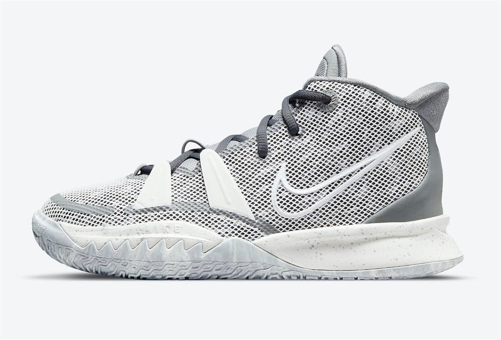 Nike Kyrıe 7 Se (Gs) Çocuk Gri Koşu Ayakkabı  - DB5624-011