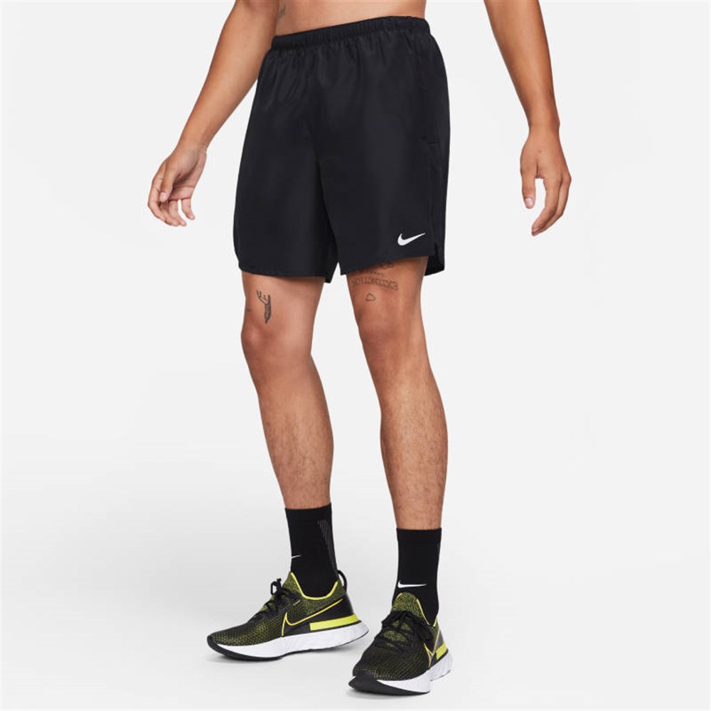 Nike M Nk Df Challenger Short 7Bf Erkek Siyah Şort - CZ9066-010