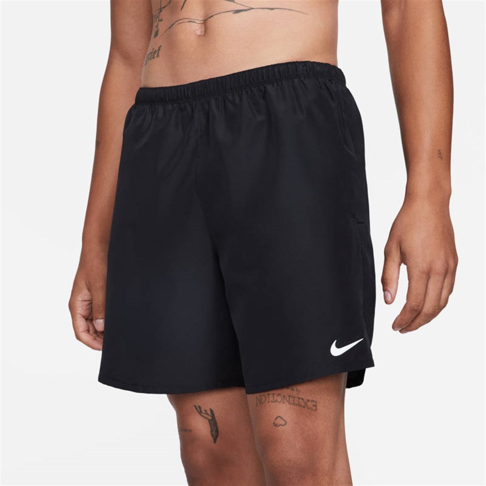 Nike M Nk Df Challenger Short 7Bf Erkek Siyah Şort - CZ9066-010