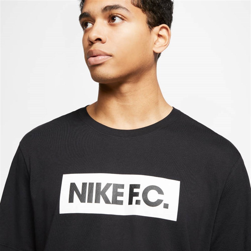 Nike M Nk Fc Tee Essentıals Erkek Siyah T-shirt - CT8429-010