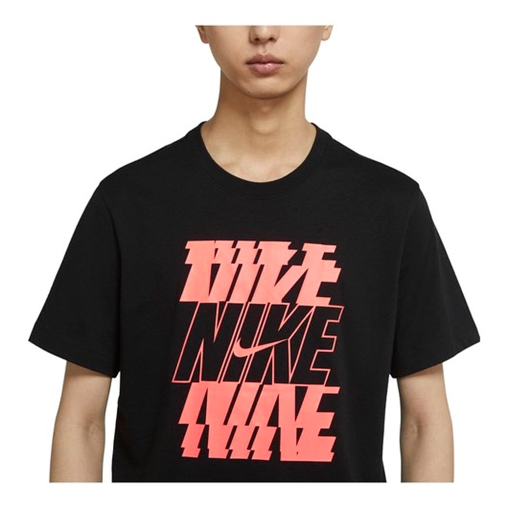 Nike M Nsw Tee Swoosh/Block 12Mo Erkek Siyah T-shirt - DB6475-010