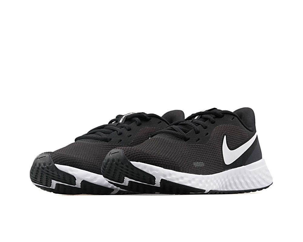 Nike Revolutıon 5 Erkek Koşu Ayakkabı - BQ3204-002