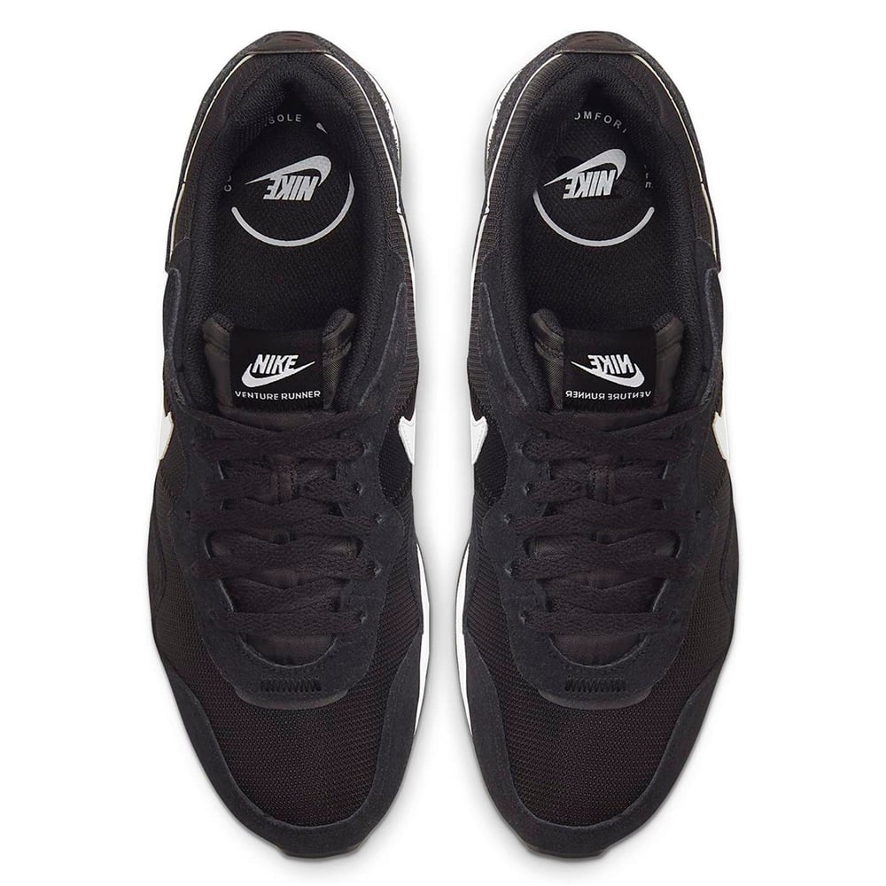 NIKE VENTURE RUNNER