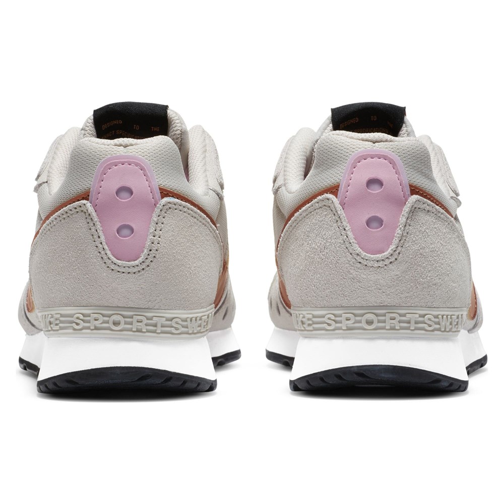 Nike Venture Runner Kadın Günlük Ayakkabı - CK2948-102
